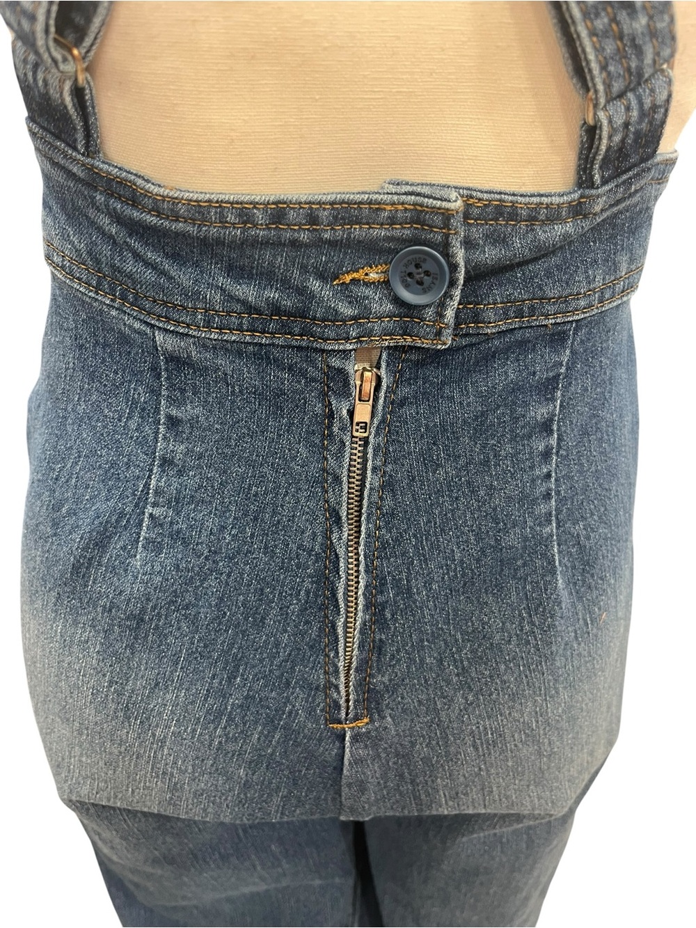 Dollhouse Deep V Denim Jumpsuit Wide Leg Crossback Vintage Wash Size 3/4 - Picture 8 of 13